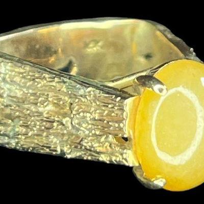 Mid Century 14k Gold and Butterscotch Amber Ring