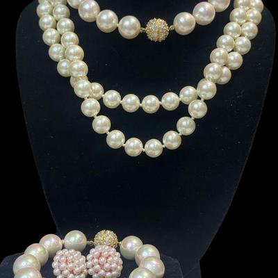Collection Vintage Costume Pearl Jewelry