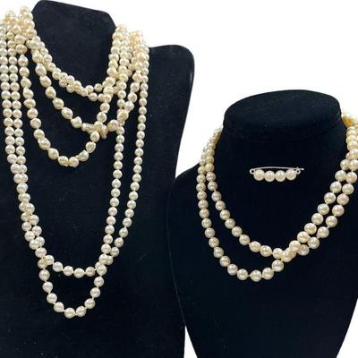 Collection Vintage Cultured Pearl Necklaces