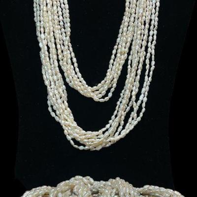 Collection Vintage Freshwater Pearl Bracelets and Necklaces