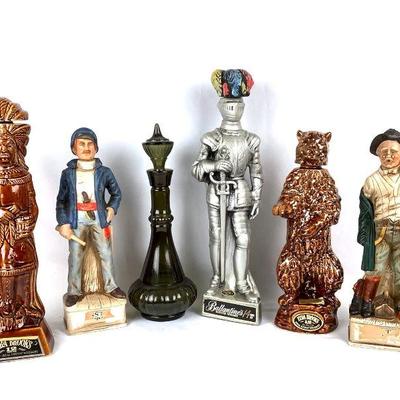 BEDO208 Collectible Vintage Decanters	6 different kind of vintage decanters.
