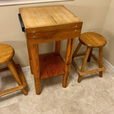 DARE240 Butcher Block Table With Stools	19