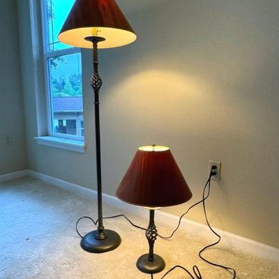 DARE247 Twisted Iron Neck Lamps	2 different size lamps with a twisted iron neck rods. Lamp shades have unique wood finish.
