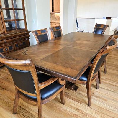Beautiful Dining Room Set - Double Pedestal Table w/ Inlay Accents, 2 Additional Leaves - 16 Solid Wood Leather Chairs!