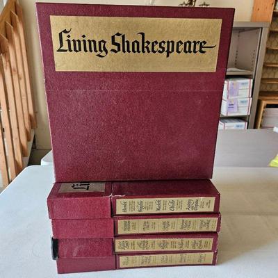 Complete Box Record Set of 1963 LIVING SHAKESPEARE Albums and Respective Booklets of Plays
