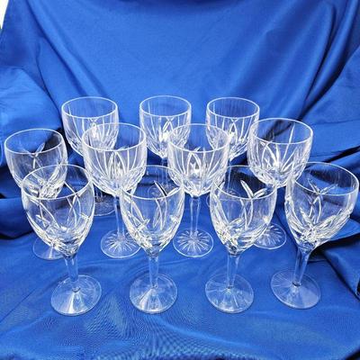  WATERFORD Crystal Wine Glasses in Assorted Patterns - 11 Wine Glasses (6 Red Wine, 5 White)