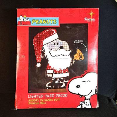 Peanuts Snoopy Christmas Lighted Yard Art