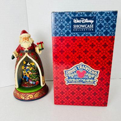  Disney Tradition Collection by Jim Shore, #4011037 "Mickey’s Tree Trimming Party"