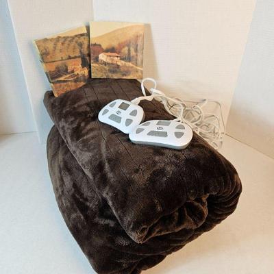  Cozy Queen Size Tan Electric Plush Blanket by Beauty Rest - With Dual Controls Plus Leather Covered Writing Journal 