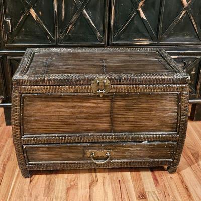   Quality Wicker on Wood Decorative Storage Chest with Large Single Drawer – Elegant Wood Design 