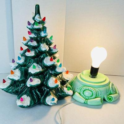  Vintage Atlantic Mold Ceramic Christmas Tree with Colorful Lights & Base -16"