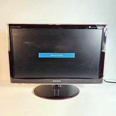  25" Samsung TV on Stand with Remote - Model P257OHD