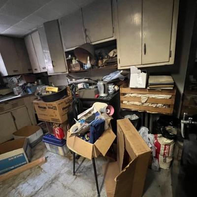Estate sale photo