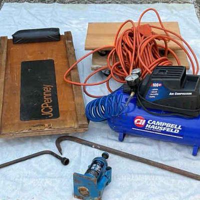 Estate sale photo