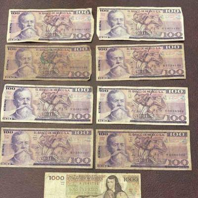 El Banco De Mexico Vintage Paper Money
