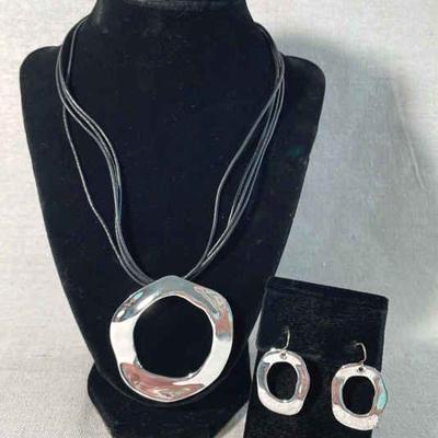 Silver Toned Circle Pendant Necklace * Pierced Earrings Set
