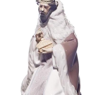 LLADRO NATIVITY FIGURINE 