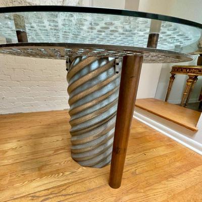 Fiorito table detai 