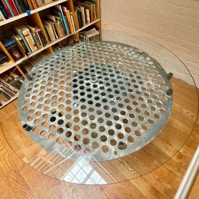 Fiorito table detail