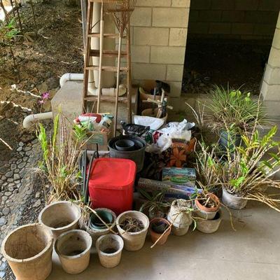 MMM248 Mystery Lot of Garden Supplies