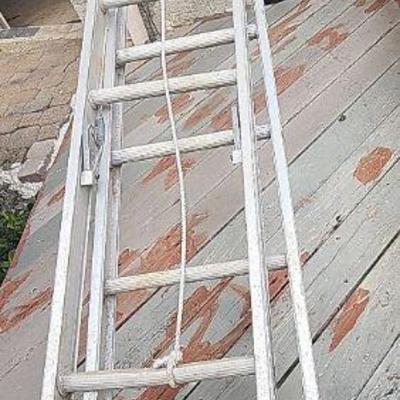 MMM075 - 24' Aluminum Extension Ladder 