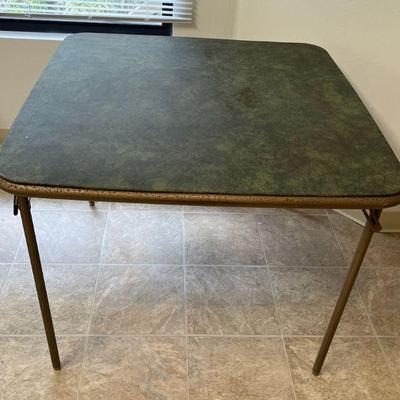 MMM228 Card Table