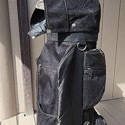 MMM195 - Black Golf Bag with Clubs