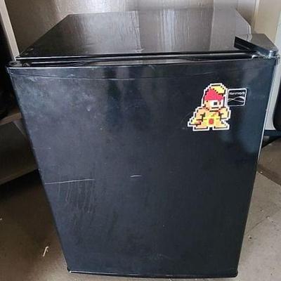 MMM232 - Mini Fridge 
