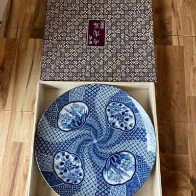 MMM055- Large Imari Blue And White Flower Serving Platter