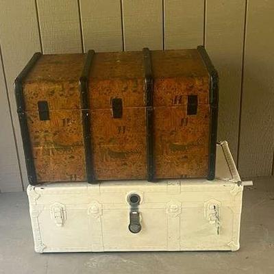 MMM246 Two Chests 