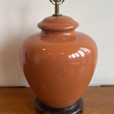 Chinese Style Covered Jar Table Lamp
