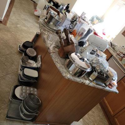 KITCHEN ACCOUTERMENT