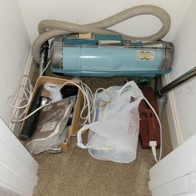 STEAM PUNK CANISTER ELECTROLUX. MAKE A LAMP OUT OF IT