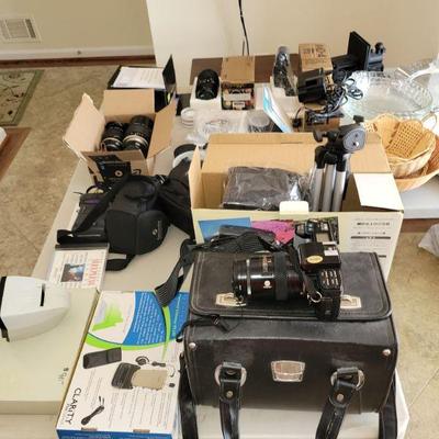 nIKON CAMERA KITS