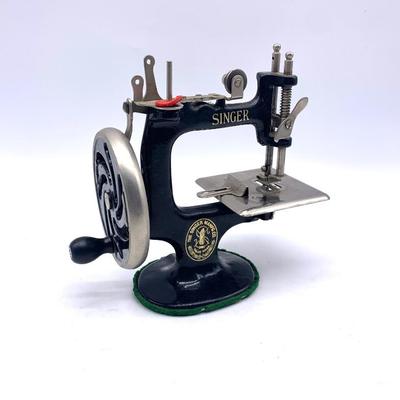 Singer child’s miniature sewing machine