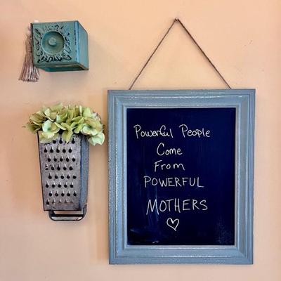 Famhouse Decor and Chalkboard