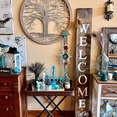 Folding Serving Tray, Welcome Sign and Decor