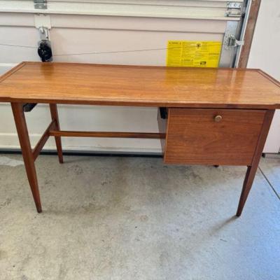 Extra Large Mid-Century Modern Desk w/ Single Drawer	