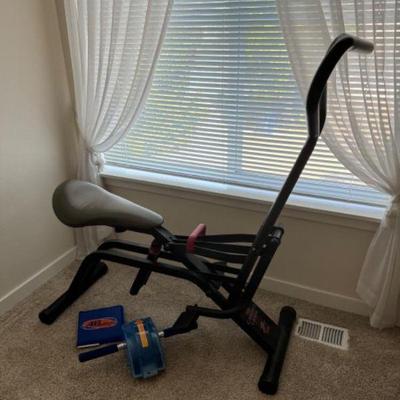 Home Workout Equipment: Weslo Cardio Trainer & Ab Slide Roller	