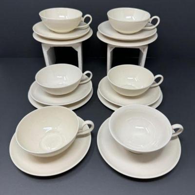 Cream-Colored Porcelain Teacup & Saucer Set (16 Pieces)	