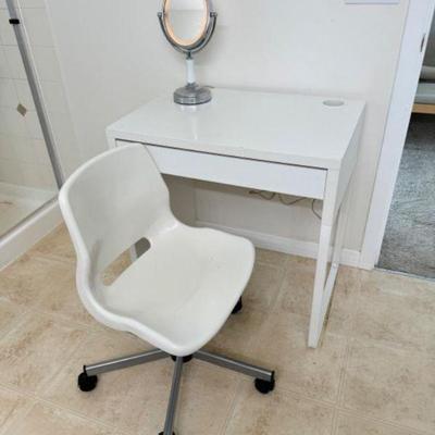 White Vanity Desk & Mirror w/ Matching Swivel Chair	