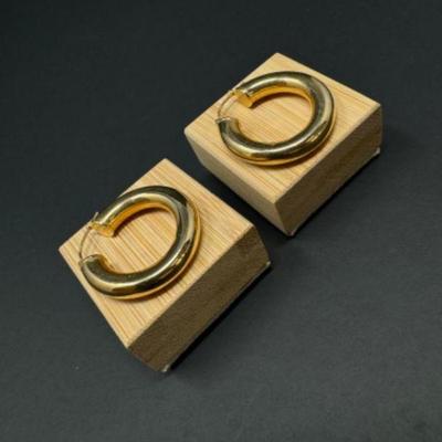 Pair of 14K Gold Chunky Hoop Earrings (3.78g)	