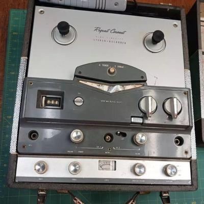 https://www.agesagoestatesales.com/product/vintage-webcor-regent-high-fidelity-reel-to-reel-player-and-recorder-and3090/1050 Vintage...