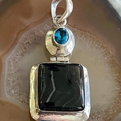 Vintage Sterling Silver Handmade Psilomelane & Blue Topaz Pendant - Total Weight 17.4 Grams 