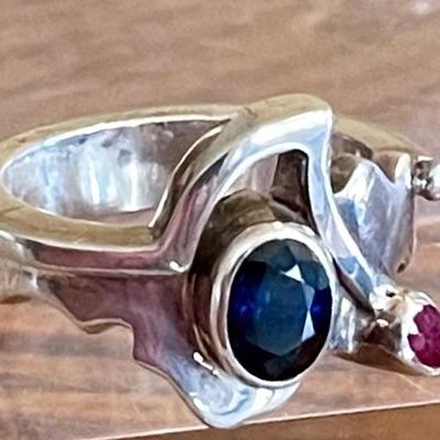 Gorgeous Sterling Silver - Blue Sapphire & Ruby Ring - Size 8 - Total Weight 10.4 Grams 