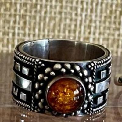 (3) Sterling Silver Rings - (1) Amber Cabochon & (2) Blue Lapis - Total Weight 19.5 Grams 