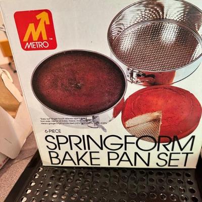 Springform bake pan set
