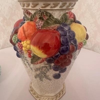 Fits & Floyd vase