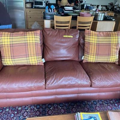 Sofa by Thomasville in Leather 90x36Dx33 1/2H, SD
