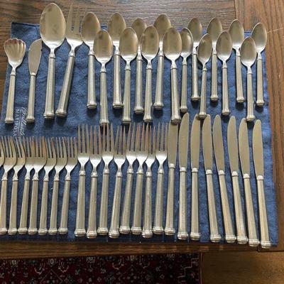 "Gorham Octette 8 - 5 pc place settings Pewter flatware. 
Sugar Spoon, Butter Spreader, Serving Spoon Serving Fork